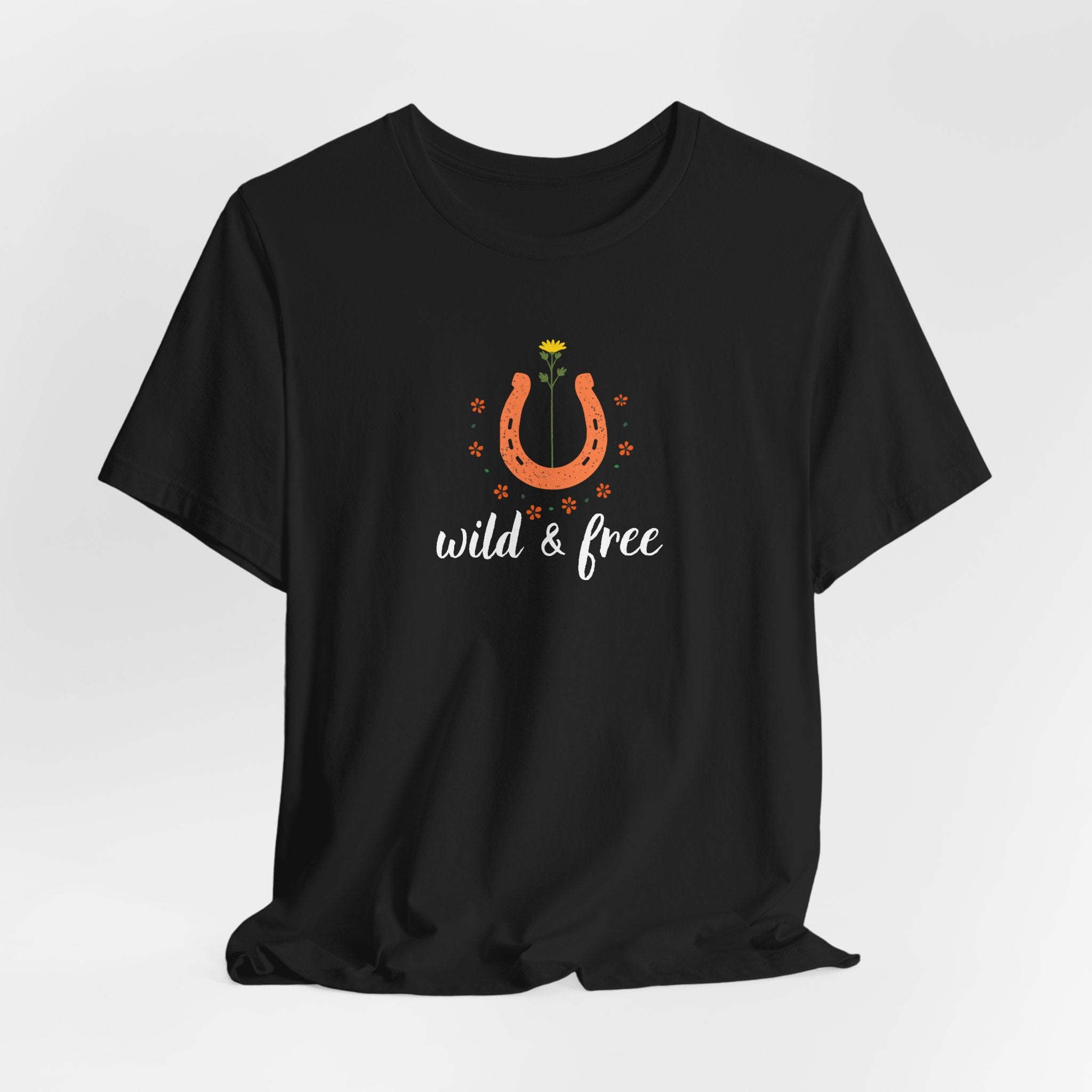 Wild And Free Shirt, Retro Western Graphic Tee Women, Boho Cowgirl Gift, Horseshoe Wildflower T-Shirt, Country Tee